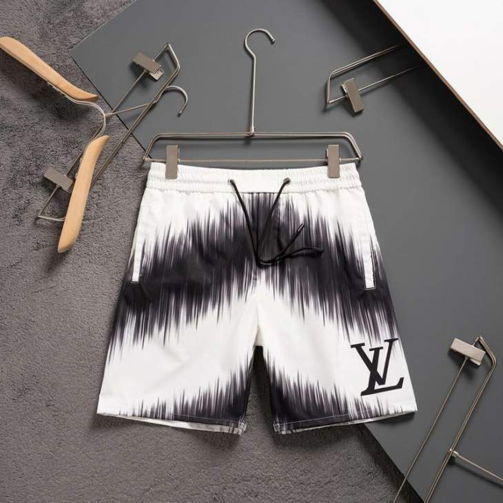 Picture of LV Short Pants _SKULVM-3XLmdtrV241618250